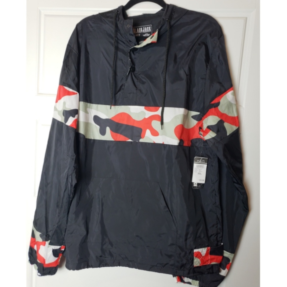 Black pullover